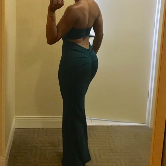 Gown - Picture 3 of 3